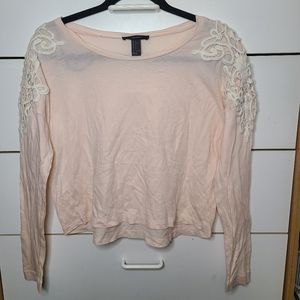 Lace shoulder forever 21 3/4 sleeve crop top